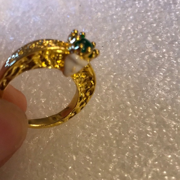 Asian gold plated ring - Picture 5 of 5